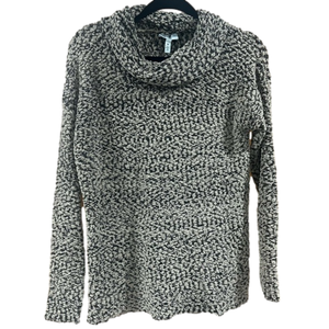 Jessica Simpson Sweater